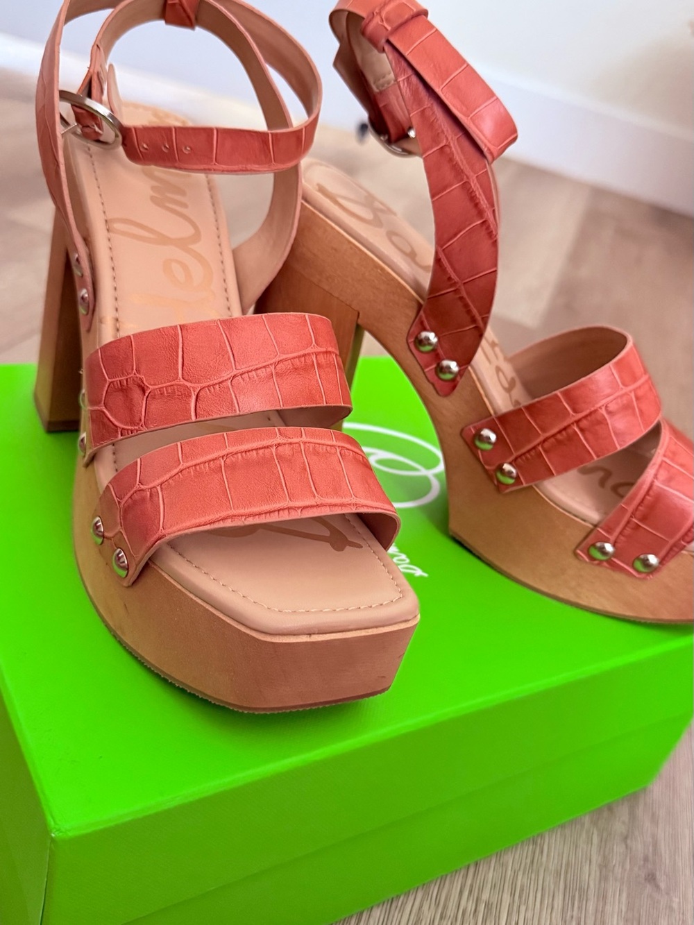 Sam Edelman Coral Croc-Embossed Platform Sandals